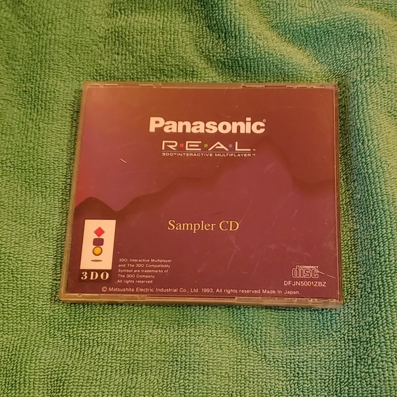 PANASONIC REAL 3DO INTERACTIVE MULTIPLAYER SAMPLER CD - Picture 4 of 4
